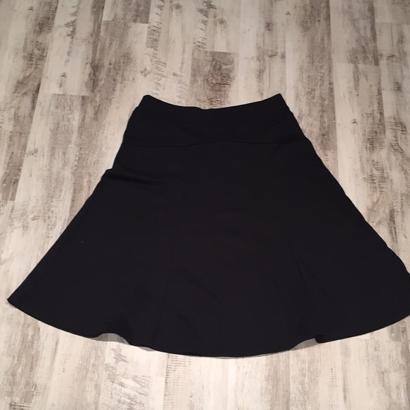 JM Collection Dresses & Skirts - JM Collection Black Midi Length A-Line Skirt_Large
